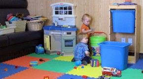 Vancouver Restaurant Offers Play Time and Pannekoeks