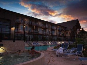resort_hot_tubs__large