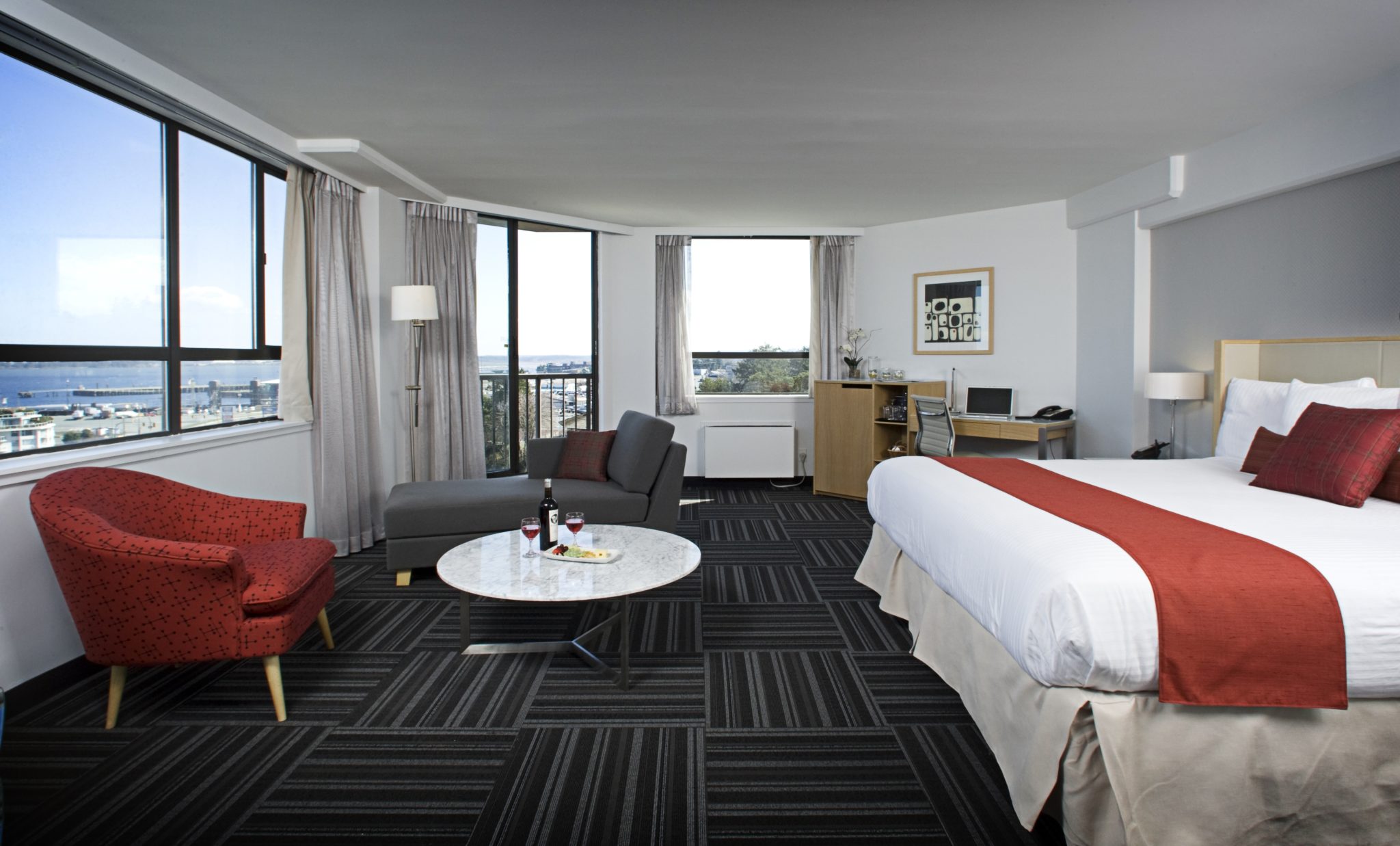 Harbourview Junior Suite at the Coast Bastion Hotel