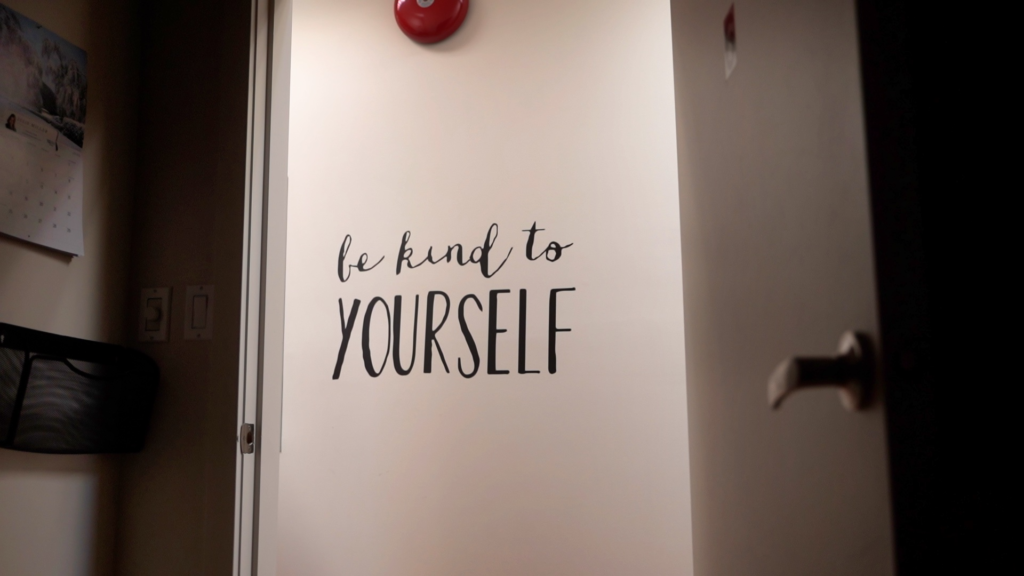 Zili Care: Helping women overcome mental and physical health challenges.